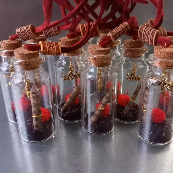  آویز شیشه عشق 