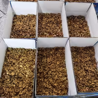 مغز گردو سفید درجه 3 ایرانی   تازه و خوش طعم  با بسته بندی 1 ،5و10 خالص به صورت عمده و خرده در خدمت مشتریان عزیز می باشد