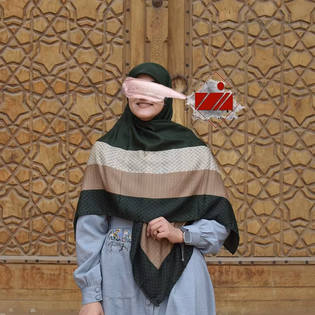 روسری دور دست دوز پاییزه حاشیه دار سبز