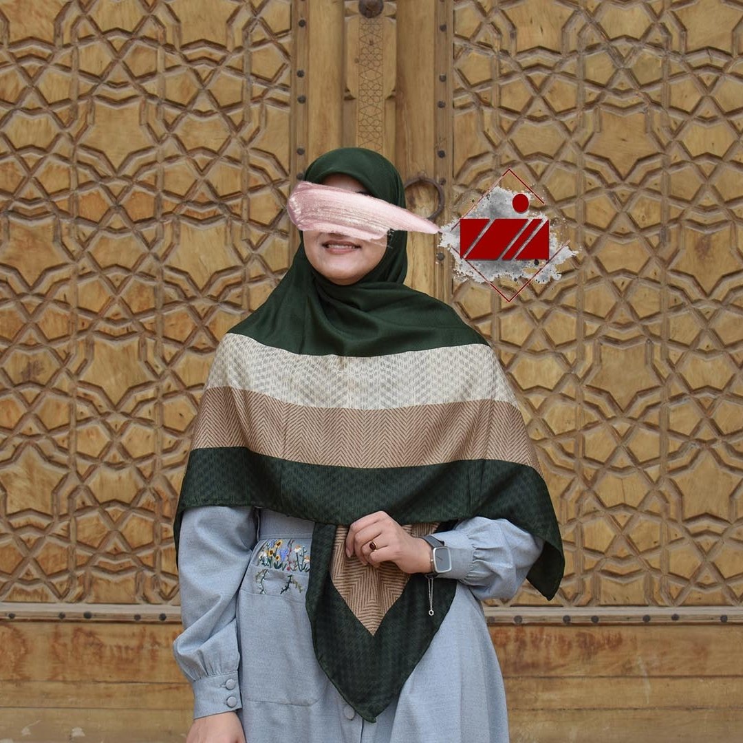 روسری دور دست دوز پاییزه حاشیه دار سبز