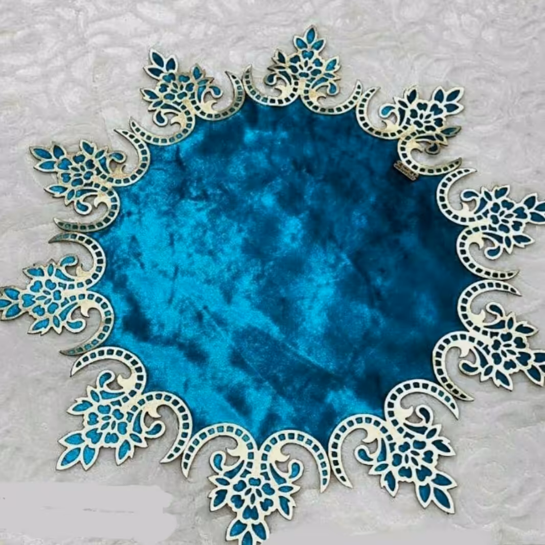 رومیزی و میزخاطره، چرم و مخمل