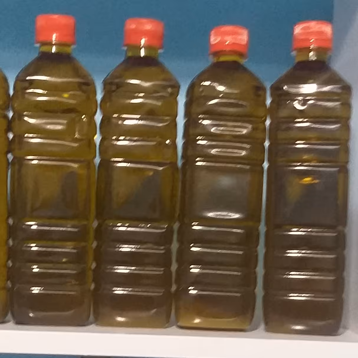 روغن زیتون اعلا (1400گرم ) خوراکی و درمانی تازه و ارگانیک  محصول شهرستان طارم  ( محصول باغدار تضمین کیفیت )