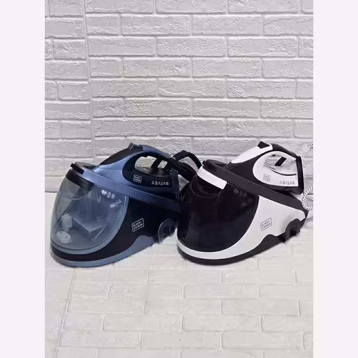 اتو بخار مخزن دار لباس 2200 وات بلک کوکر