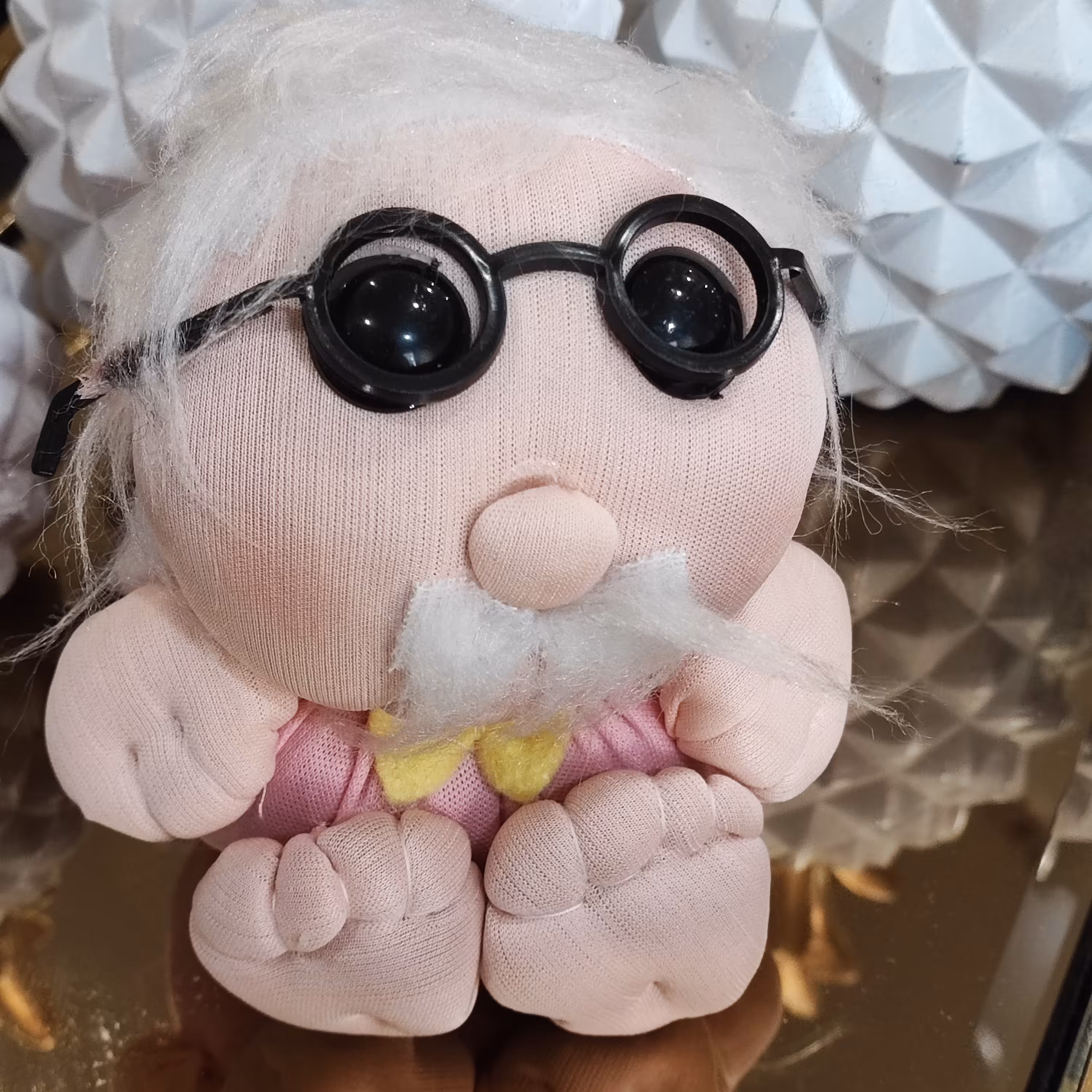 عروسک دست ساز