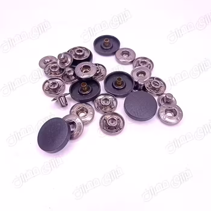 دکمه پرسی مات چهارپارچه مشکی 2سانتی 50 عددی