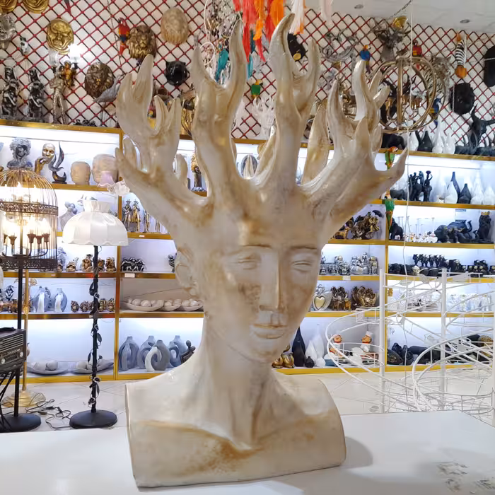 مجسمه گلدان دکتر ، مجسمه تفکر پلی استری مجسمه رخ سبز  سایز بزرگ پلی استری سایز بزرگ