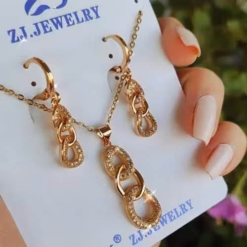 نیم ست طرح طلا برند zjکیفیت درجه 1 
آبکاری طلا ضد حساسیت رنگ ثابت