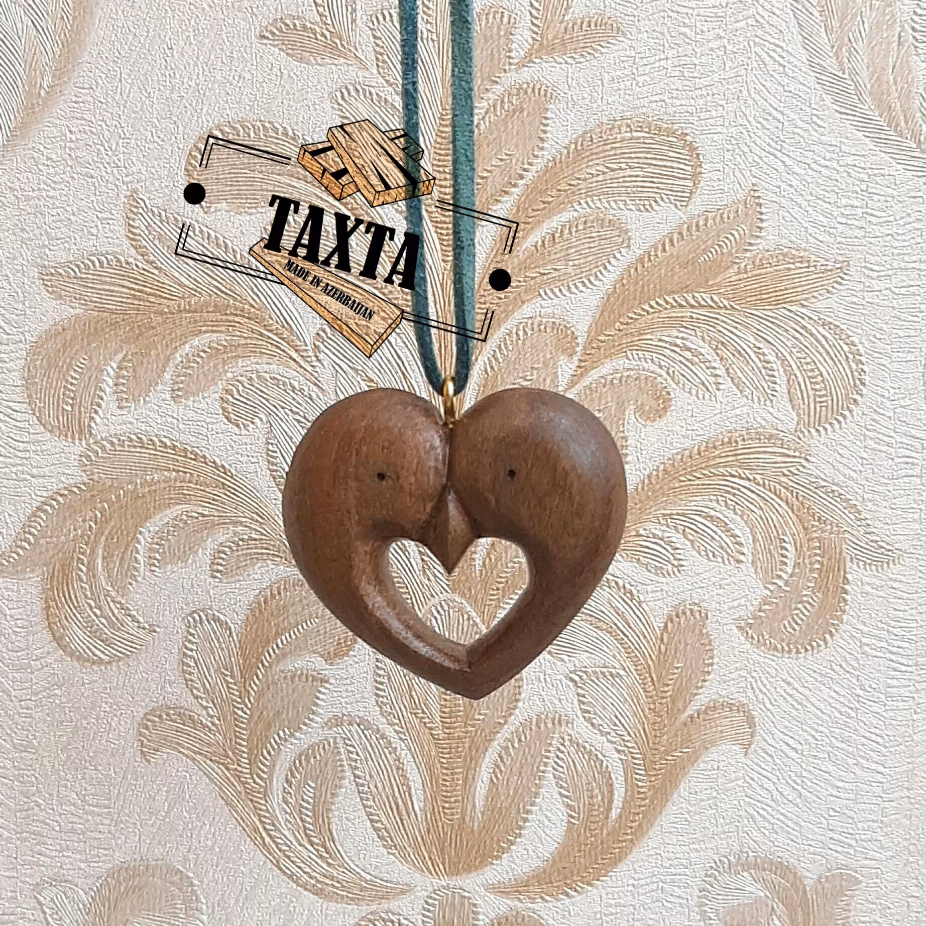 مدال چوبی طرح "قلب"