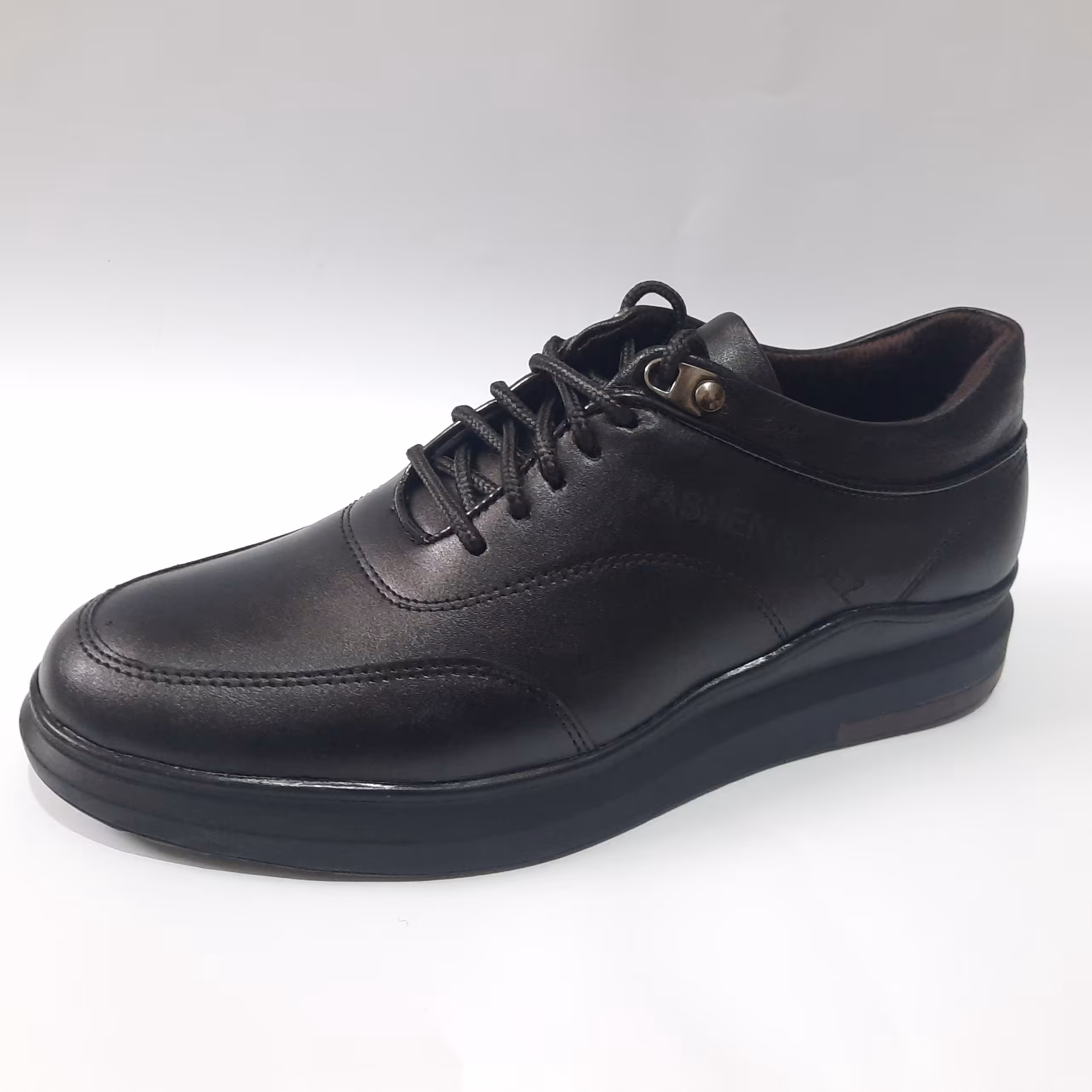 کفش کوتی مردانه تبریز - رویه چرم مصنوعی با کیفیت- زیره pu و بسیار سبک 