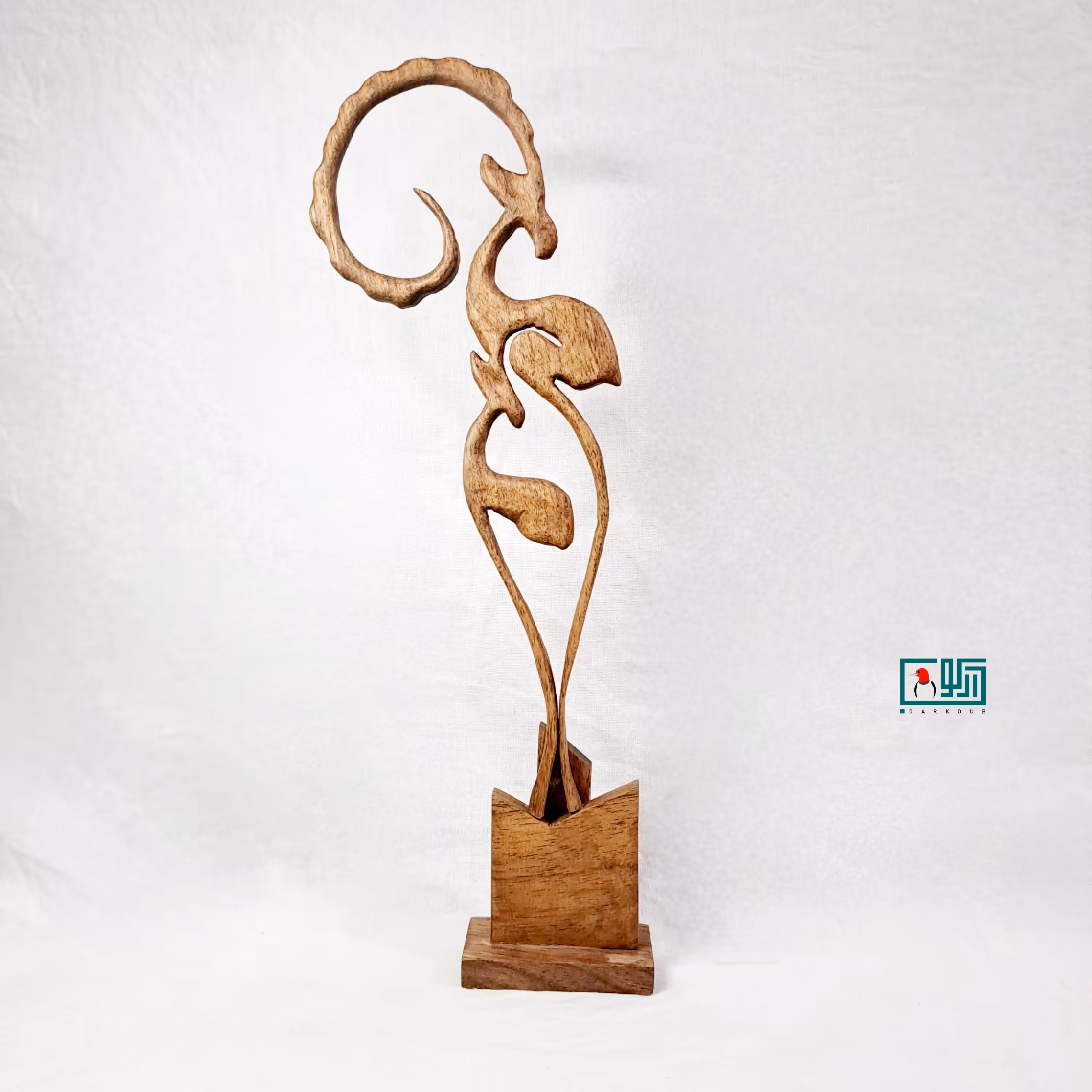 مجسمه چوبی دو آهو