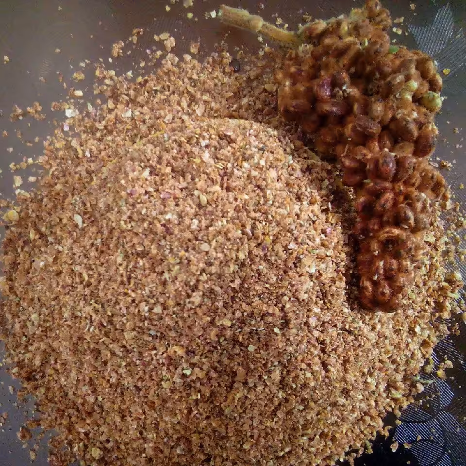 سماق خوشه‌ای باغستان تویه‌دروار