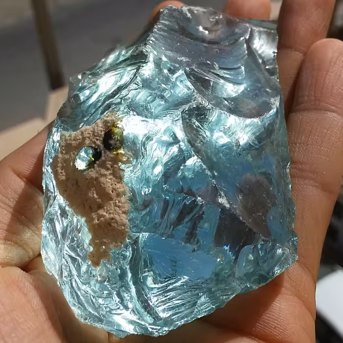 سنگ راف خام آبسیدین سبز آبی اصل محشر 100 در 100 طبیعی شاهکار خلقت
با قابلیت ساخت چندین نگین محشر
بینظیییر