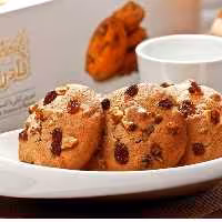 کوکی بامغز گردو و کشمش نادری 12عددی