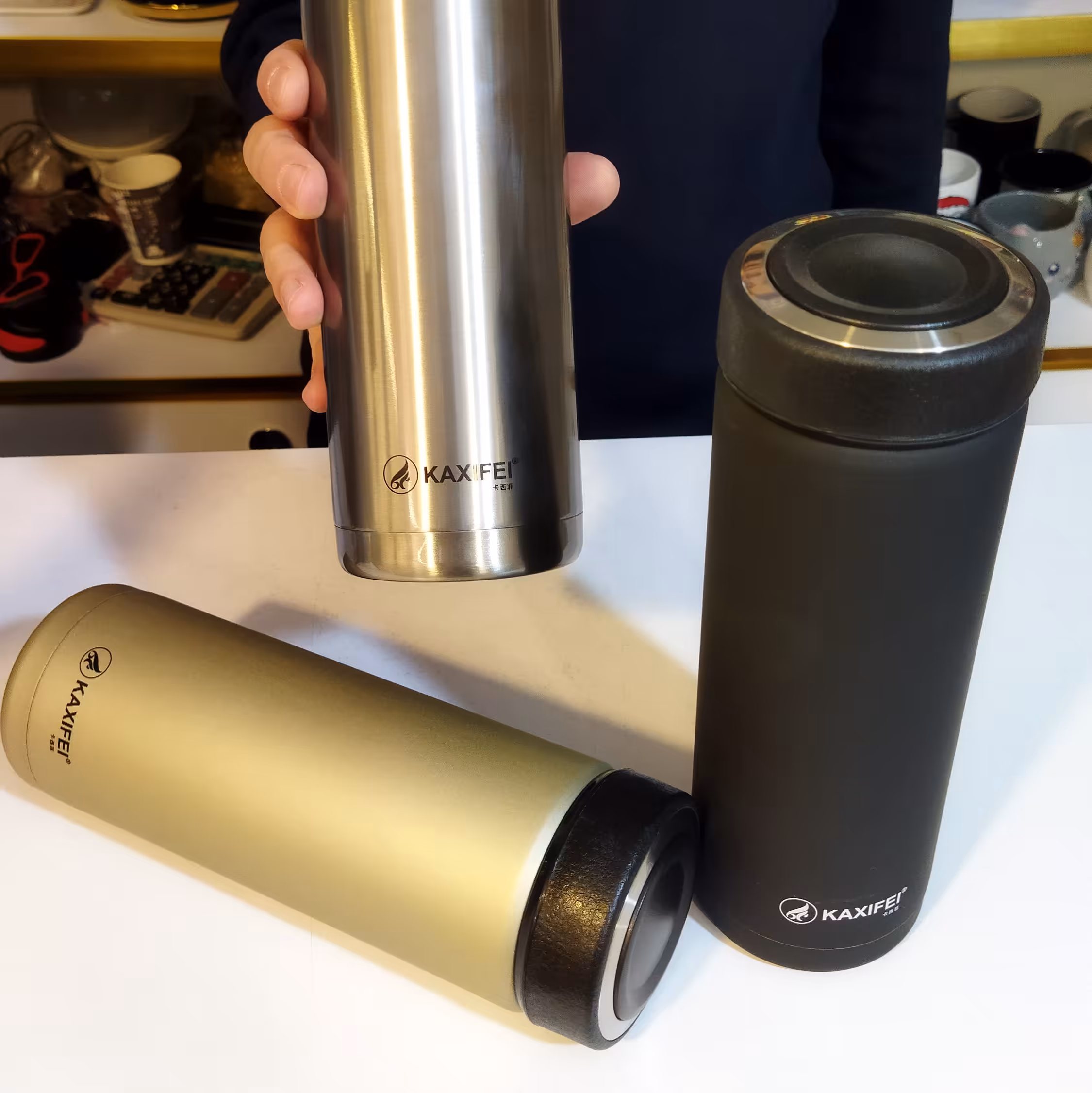 فلاسک یا فلاکس 680 میل در چرمی استیل  کادویی ولنتاینی  680 میل