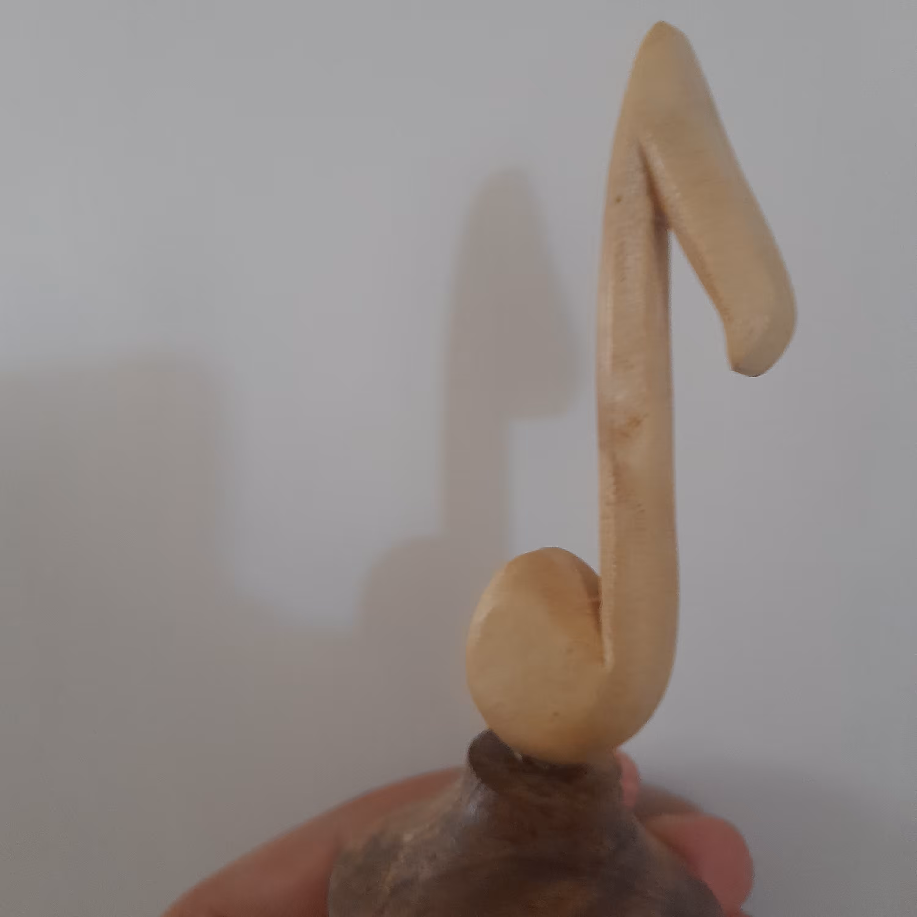 استند نوت موسیقی  با منبت کاری.متریال چوب گردو                  