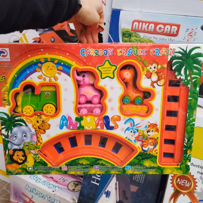 قطار   حیوانات با وسایل یل بازی و موزیکال 