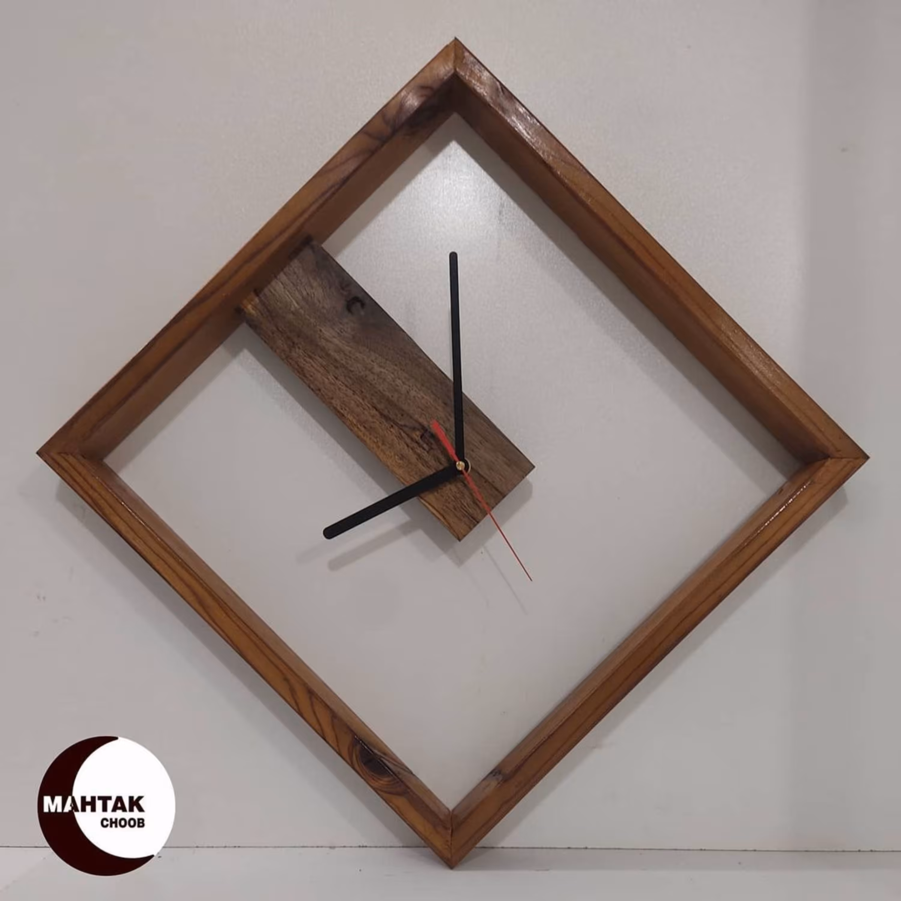 ساعت روستیک کد 127 (چوب گردو و ترمو) سایز 40
