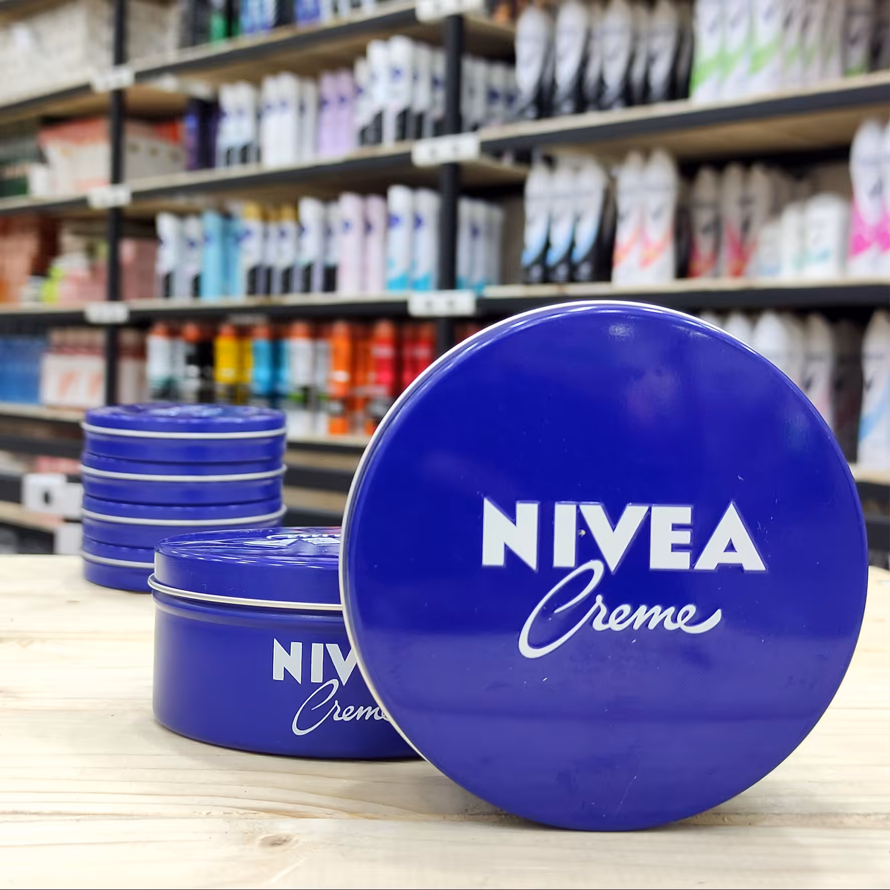 کرم مرطوب کننده نیوآ  NIVEA  حجم 250 میلی