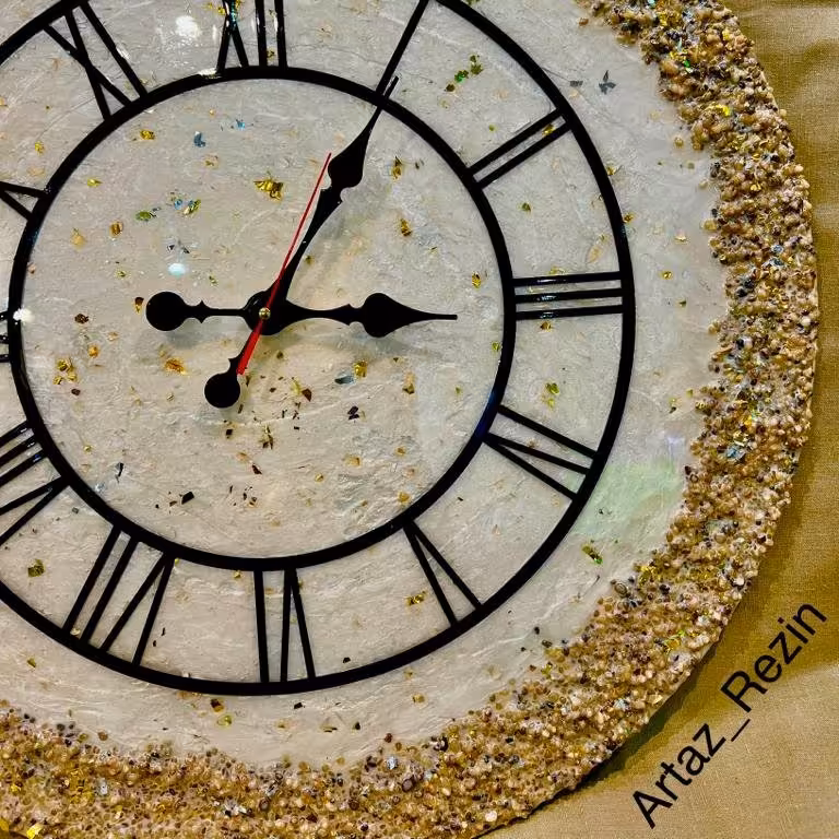 ساعت شفاف رزین و سنگ سایز بزرگ 