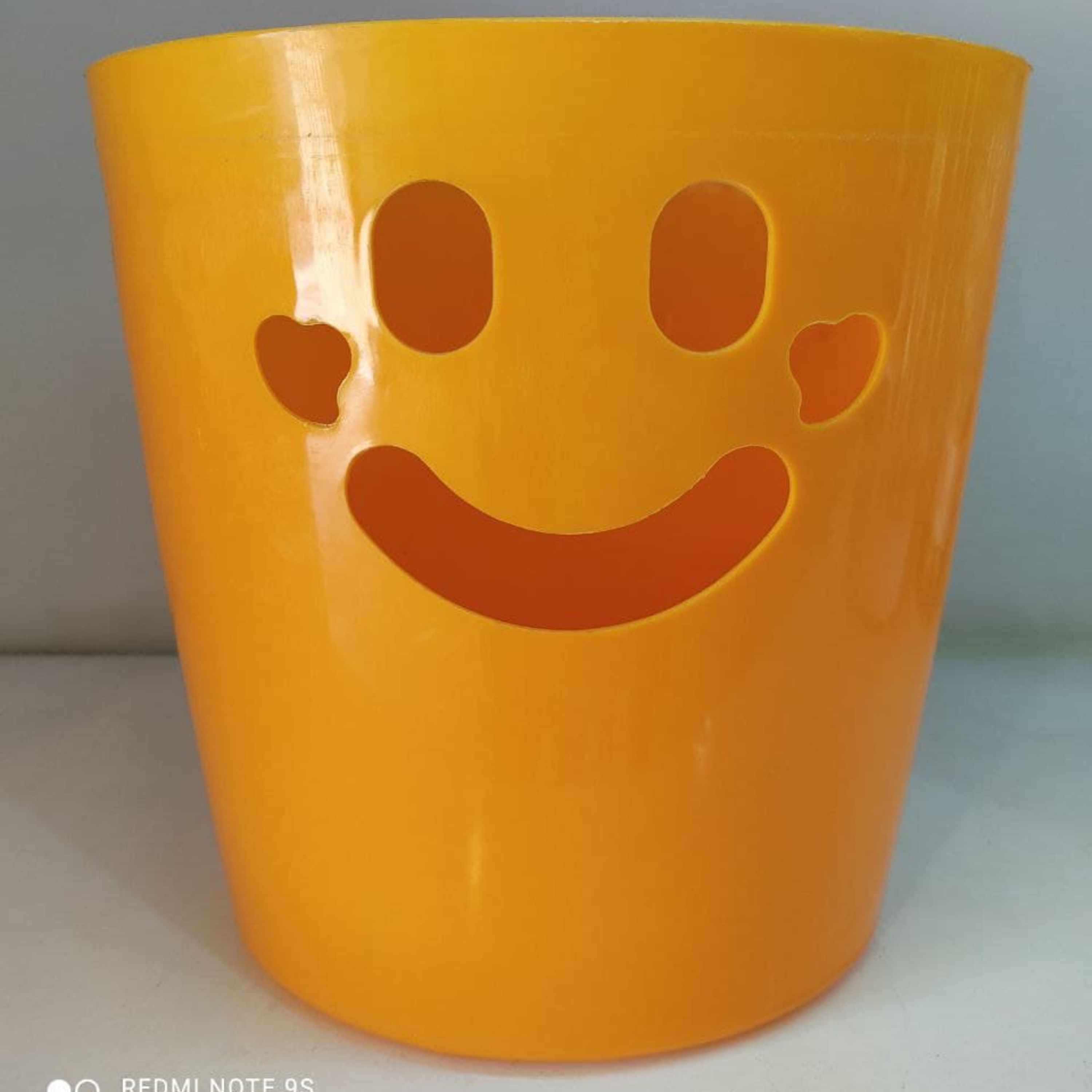 سطل زباله پلاستیکی مدل خندوانه سطل کاغذ قابل استفاده برای اتاق و محل کار