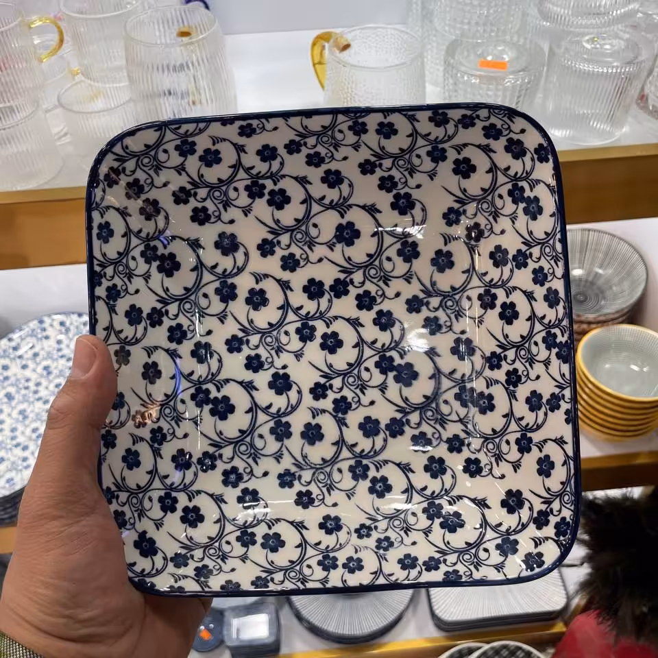 خورشت خوری مربع برند دنی هوم طرح گل آبی 