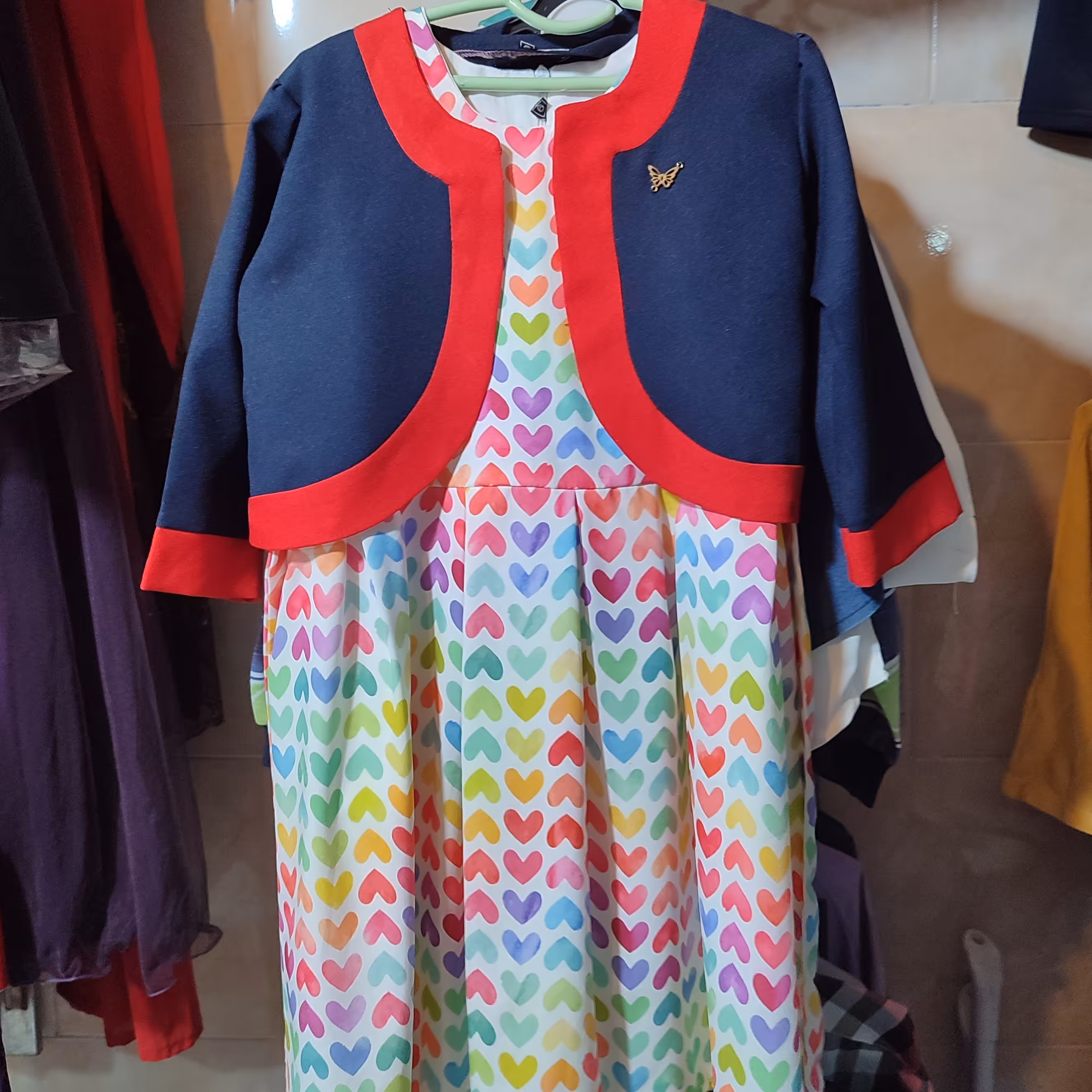 لباس دخترانه