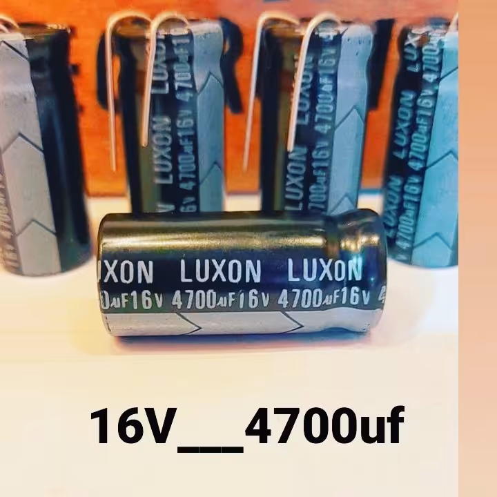 خازن  16 ولت 4700 میکروفاراد جنس عالی
