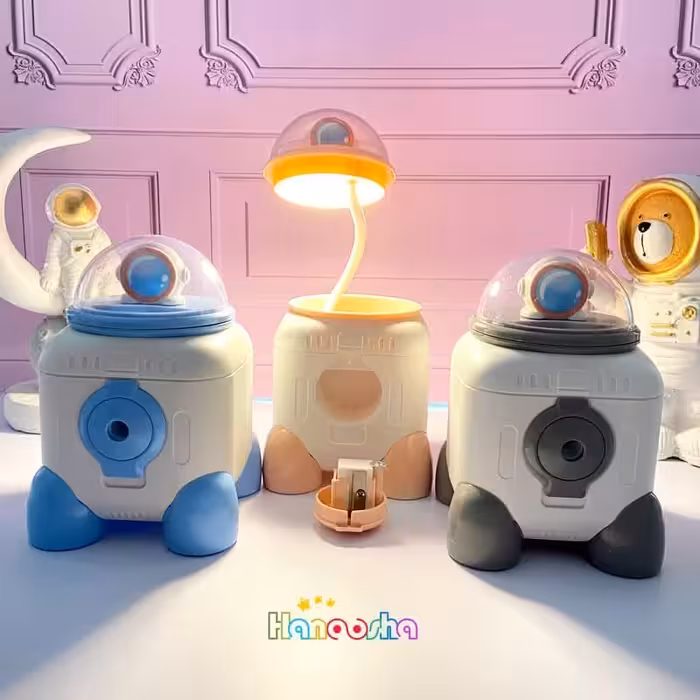 چراغ مطالعه، جامدادی و تراش شارژی سفینه فضایی