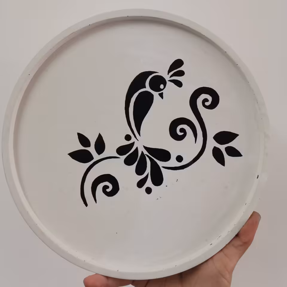 سینی بتنی طرح دار 