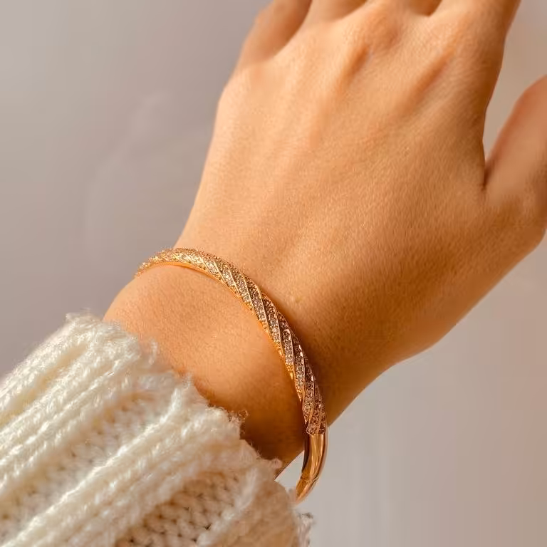 دستبند النگویی نگینی ژوپینگ رنگ ثابت و ضد حساسیت