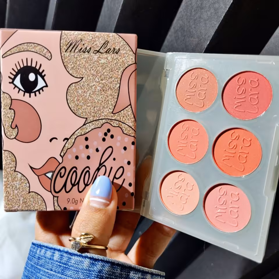 پالت رژگونه میس لارا