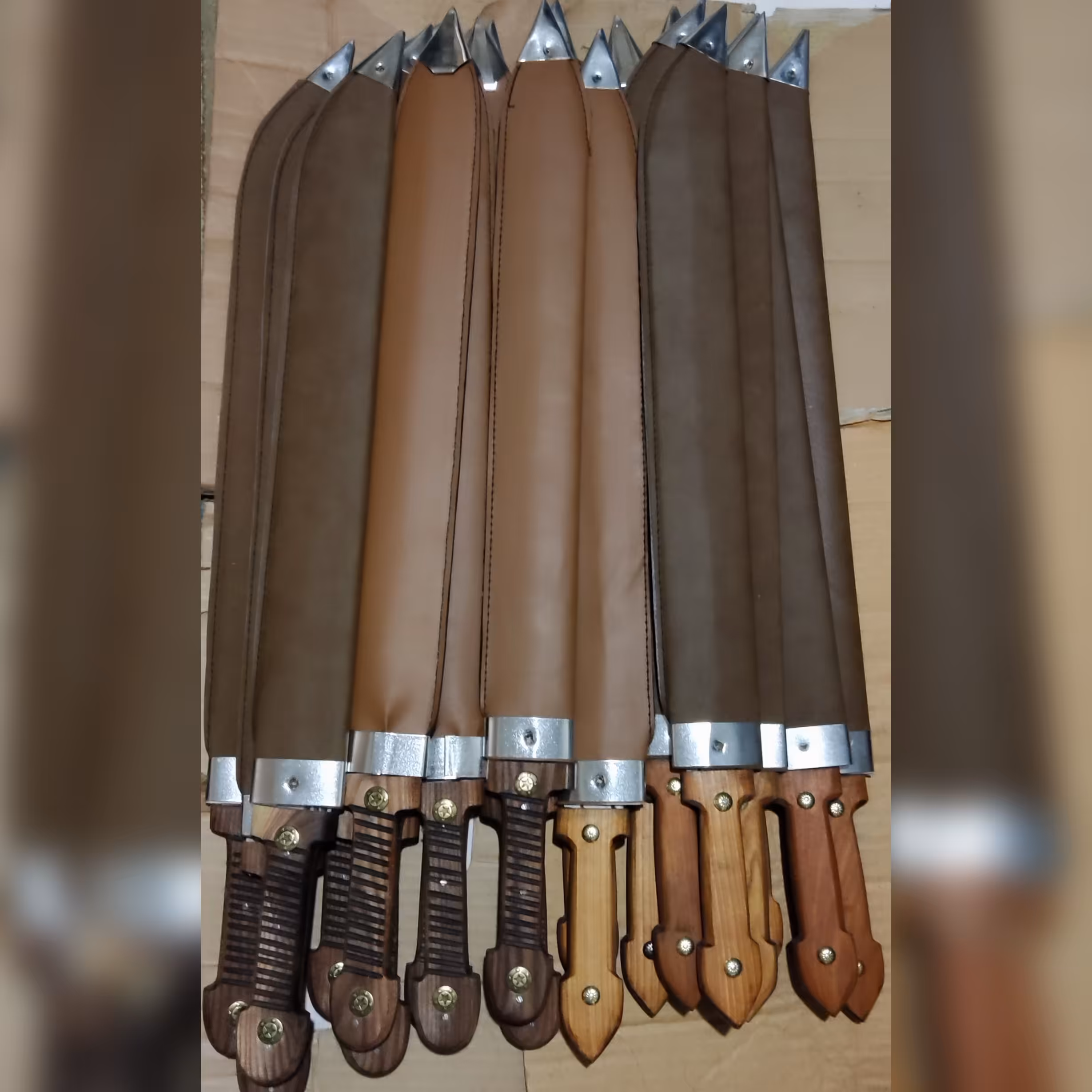 چاقو تک لبه با غلاف چرمی  60cm 