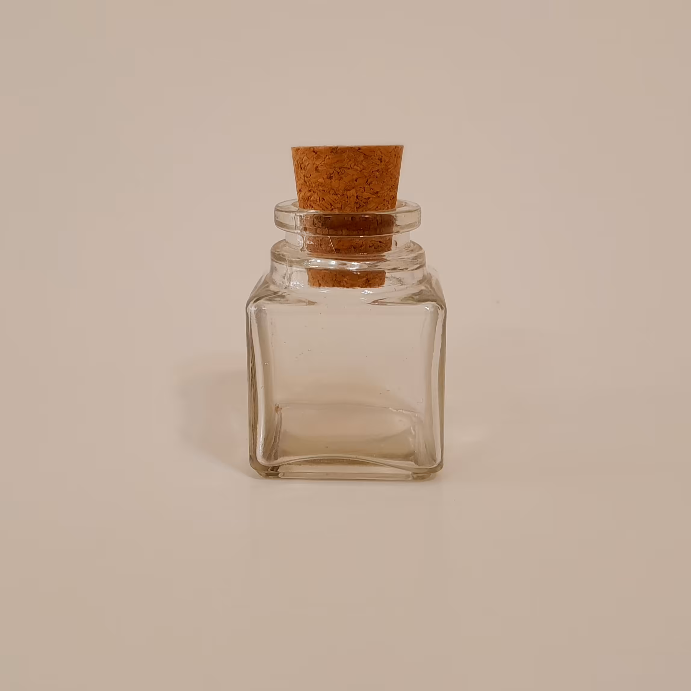 ظرف نگهداری زعفران شیشه ای با درب چوب پنبه ای 