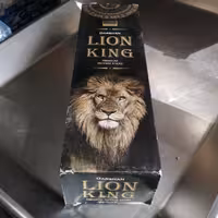 مشک عنبر شیر نشان