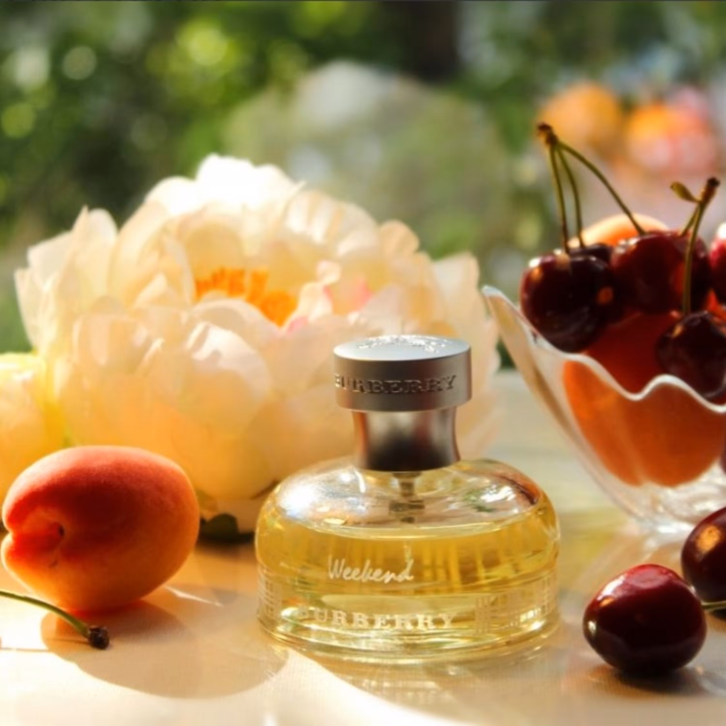 عطر ویکند 3 گرمی