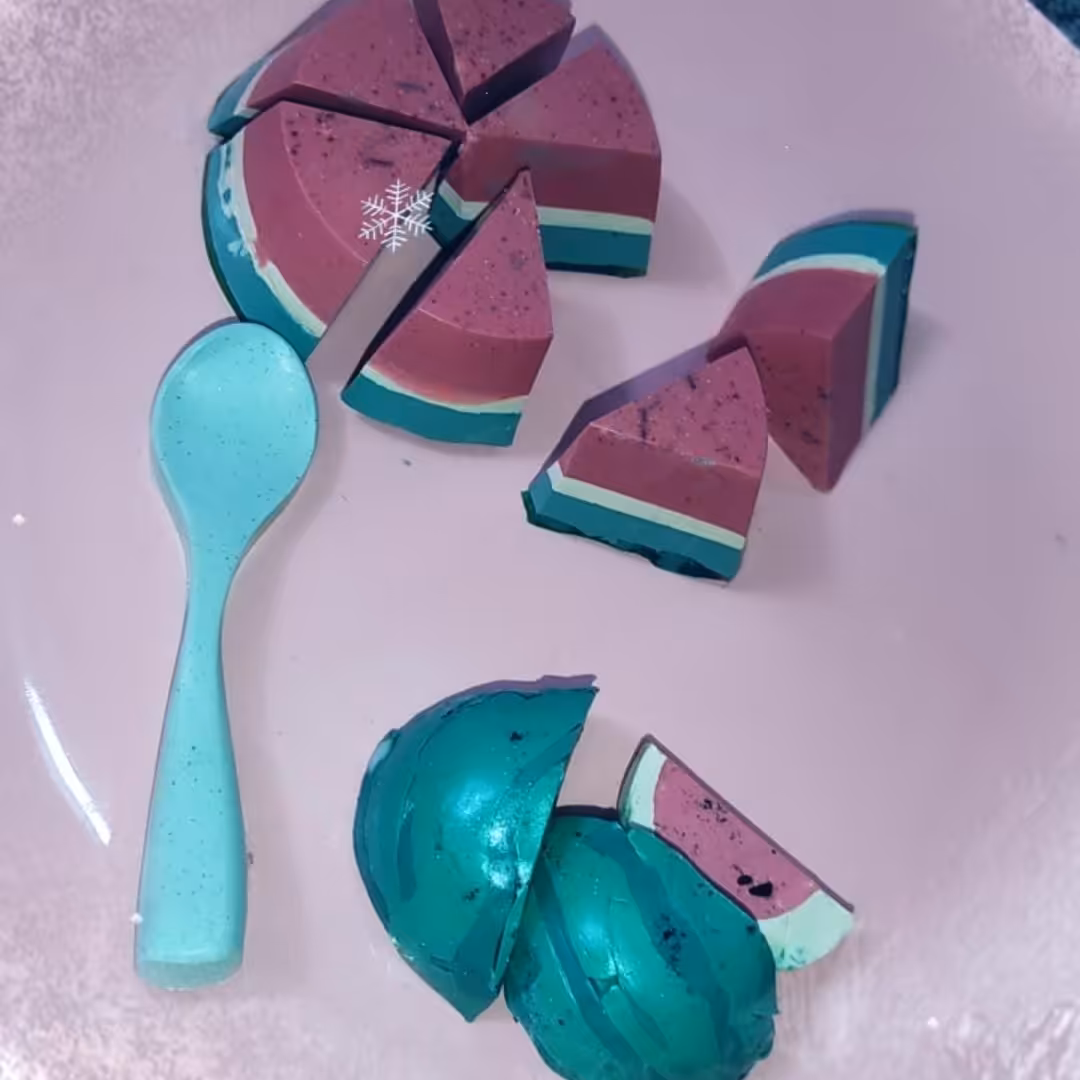 صابون لایه بردار مدل  کیک هندوانه