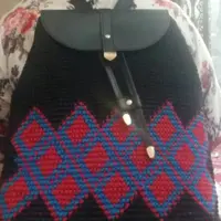 کوله پشتی دستباف مکرومه
در رنگ و سایز دلخواه مشتری