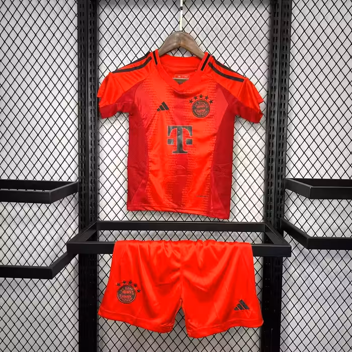 لباس بچه گانه بایرن مونیخ 2025-2024 کیت اول