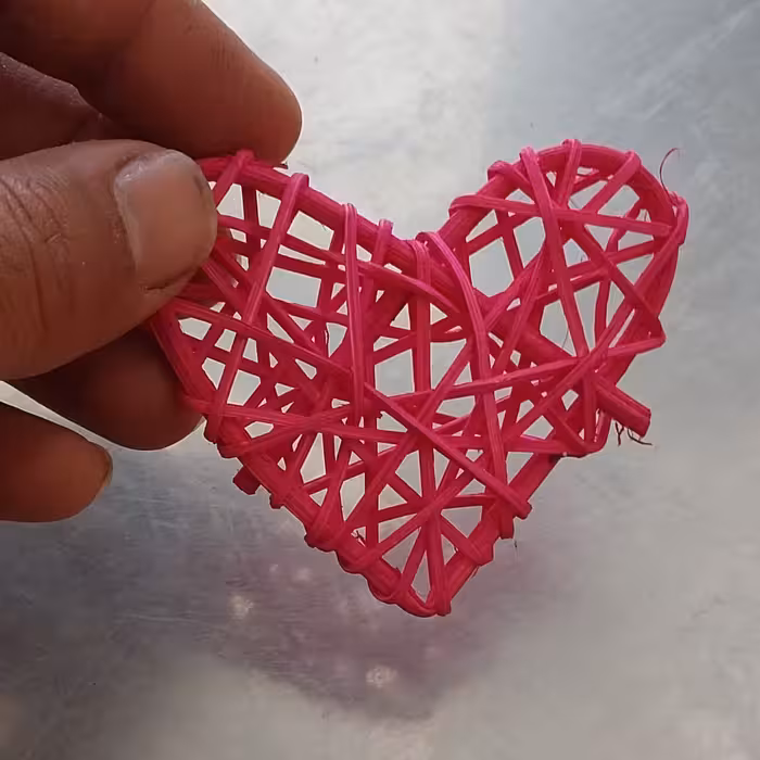 قلب چوبی صورتی