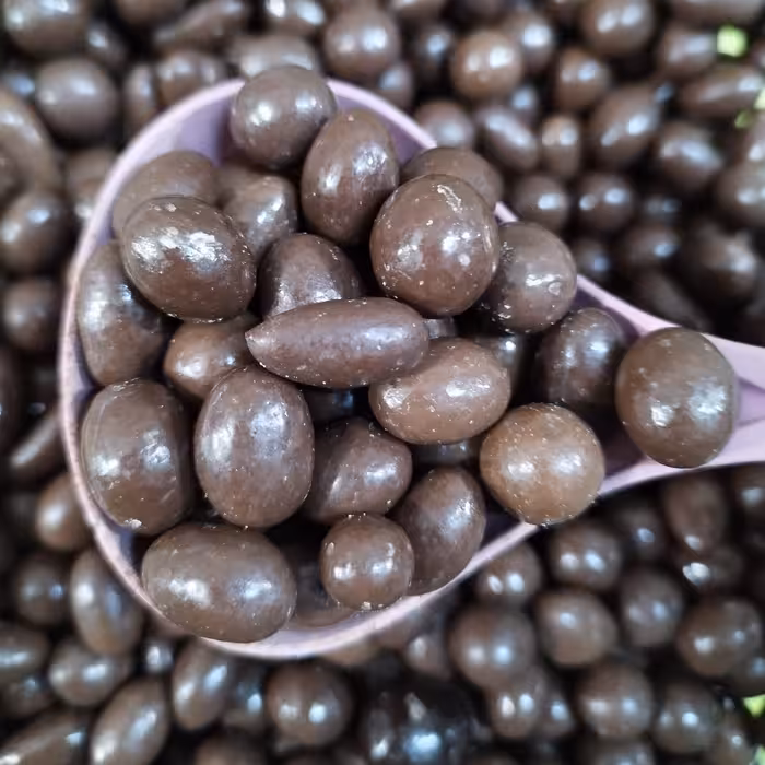 دراژه کاکائویی مغزدار خوشمزه(یک کیلو) برند معتبر آچاچی