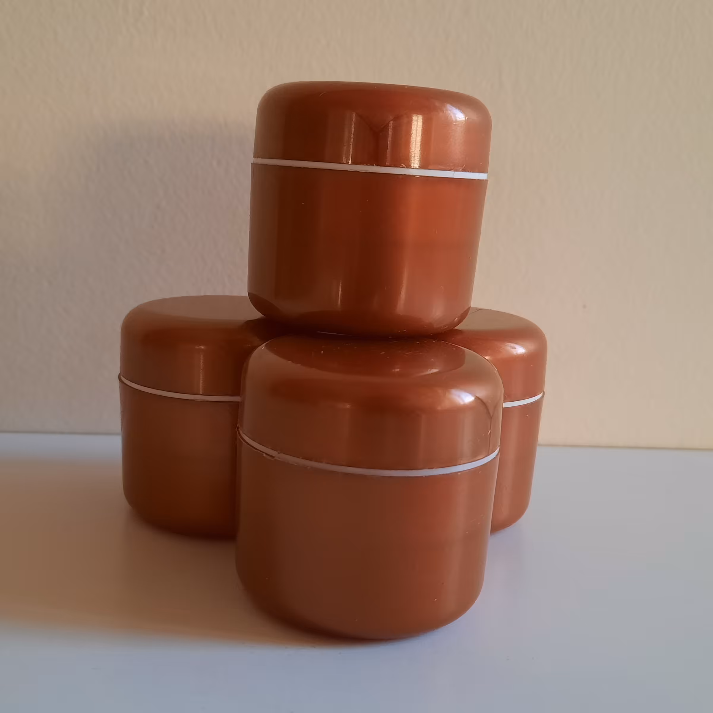 قوطی کرم 15 گرمی دوجداره لوکس