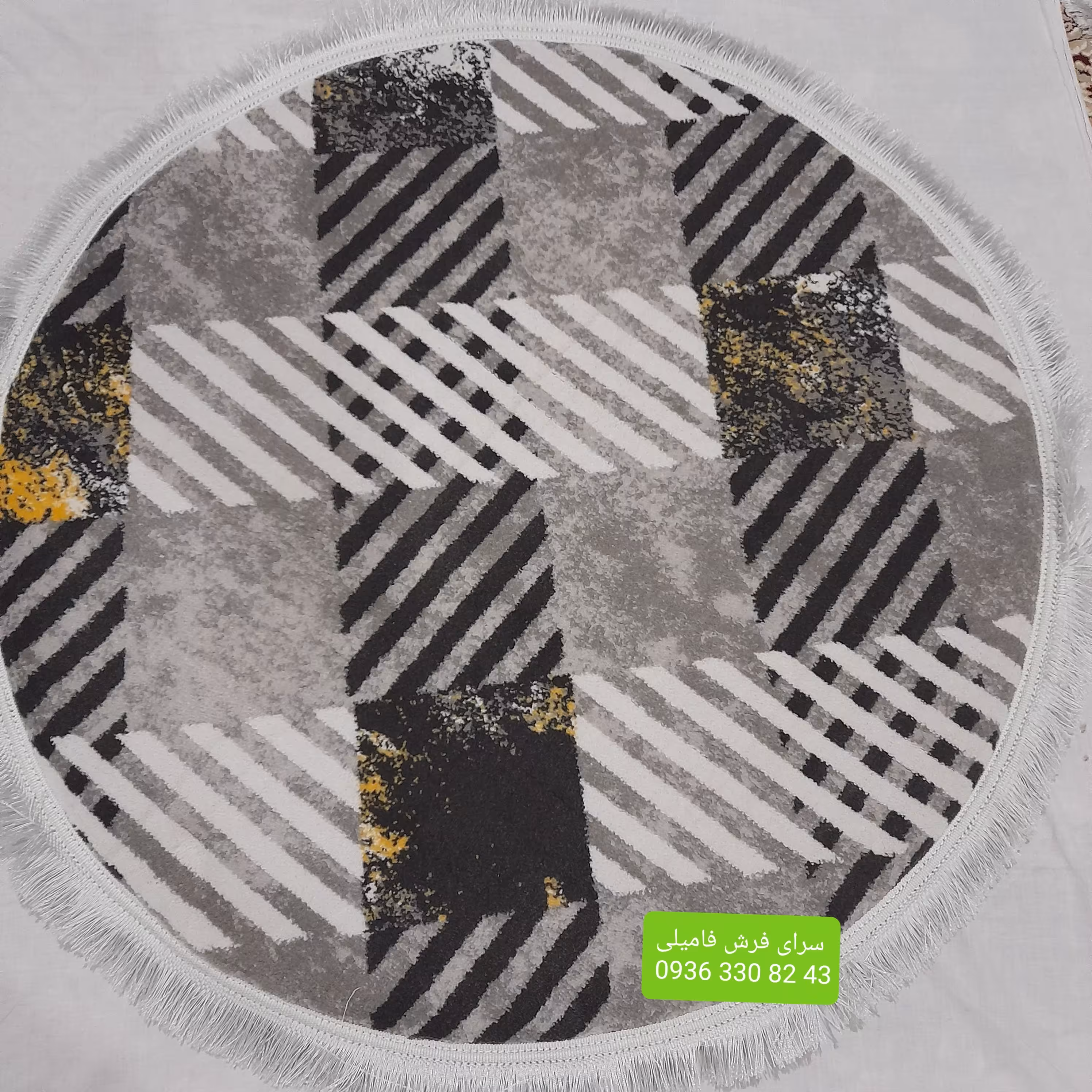 فرش فانتزی گرد قطر یک متر رنگ طوسی کد303