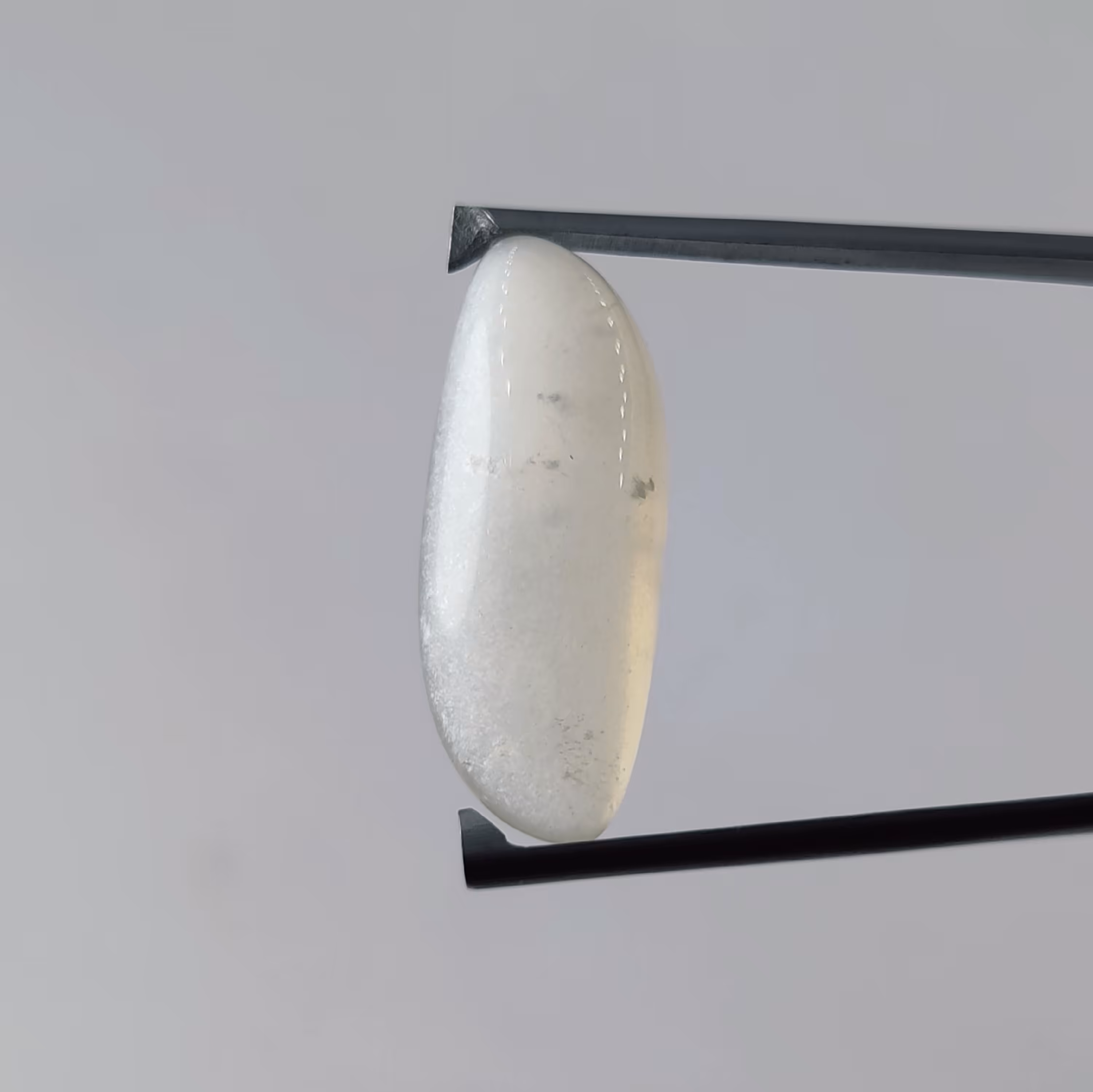 مون استون یا سنگ ماه معدنی و طبیعی  