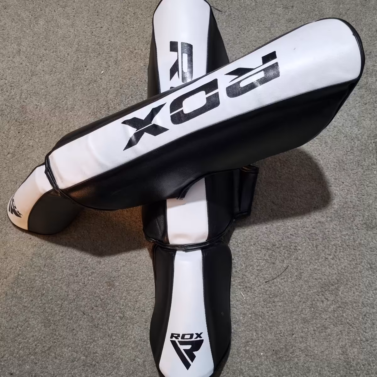 ساق رو پا مخصوص کیک بوکس و سایر رشته های رزمی محصول پاکستان