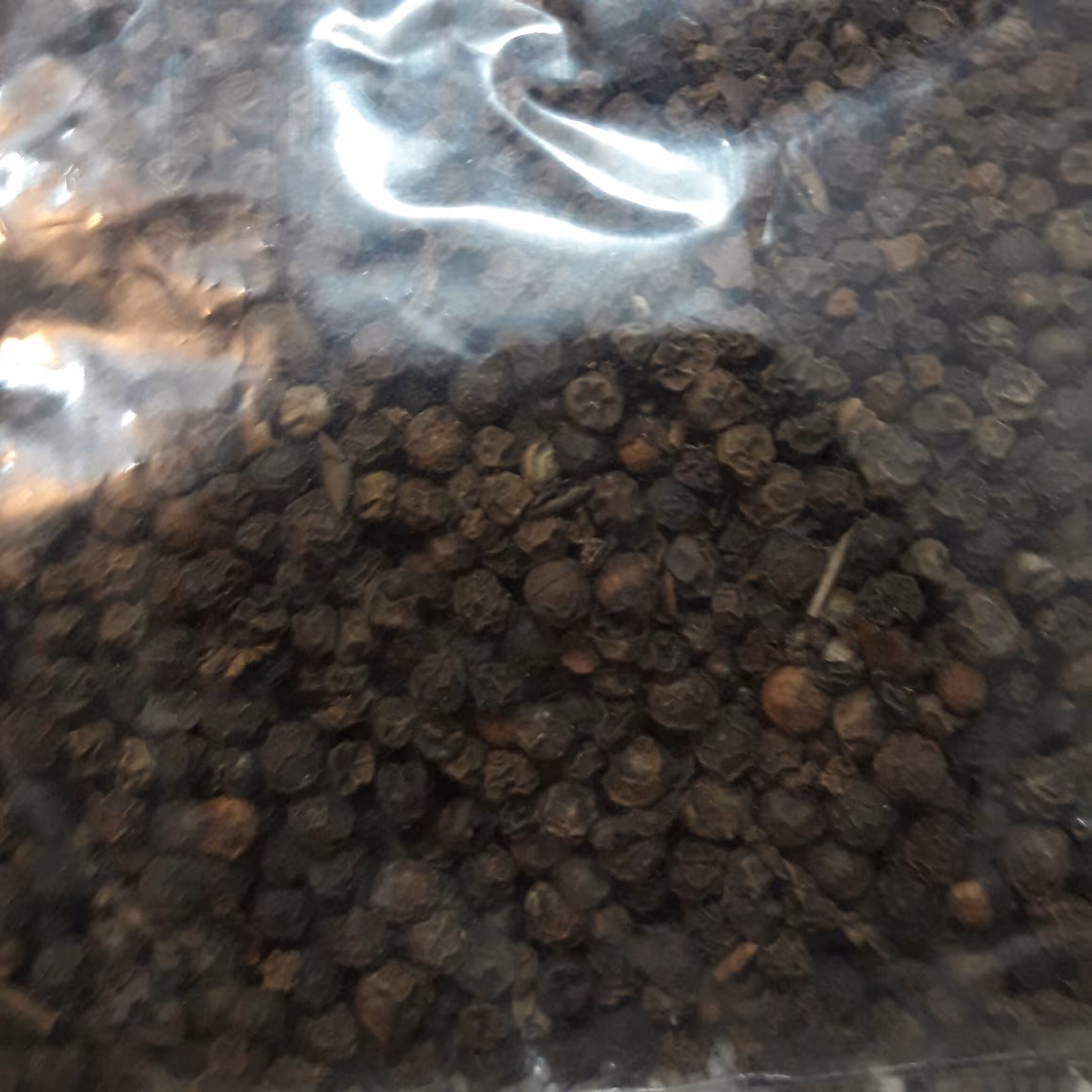 فلفل سیاه قلم (آسیاب نشده)  اعلا یک کیلو 