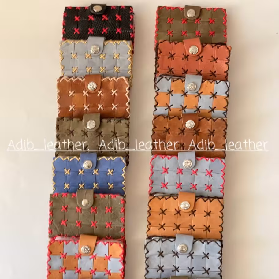 کیف جا کارتی چرم طبیعی دستدوز باظرفیت 10 کارت سایز10در14 رنگ بندی متنوع