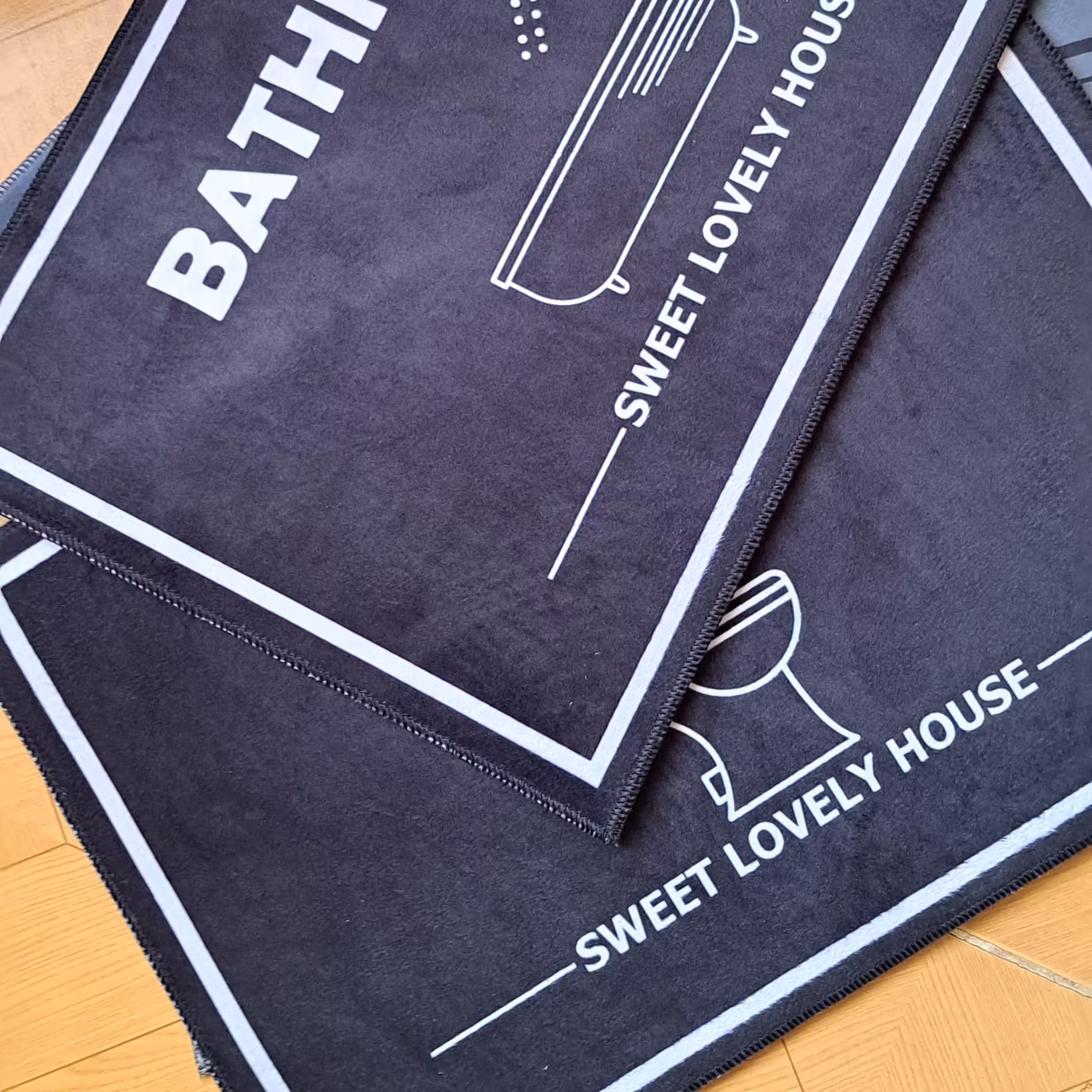 ست پادری حمام دسشویی سایز 40 در 60 ردیه مخمل پشت چرم استپ دار 