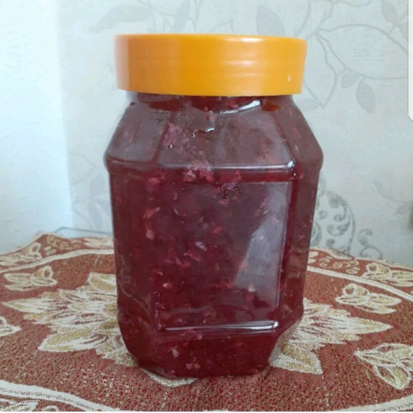 مربای گل محمدی  (1 کیلویی )