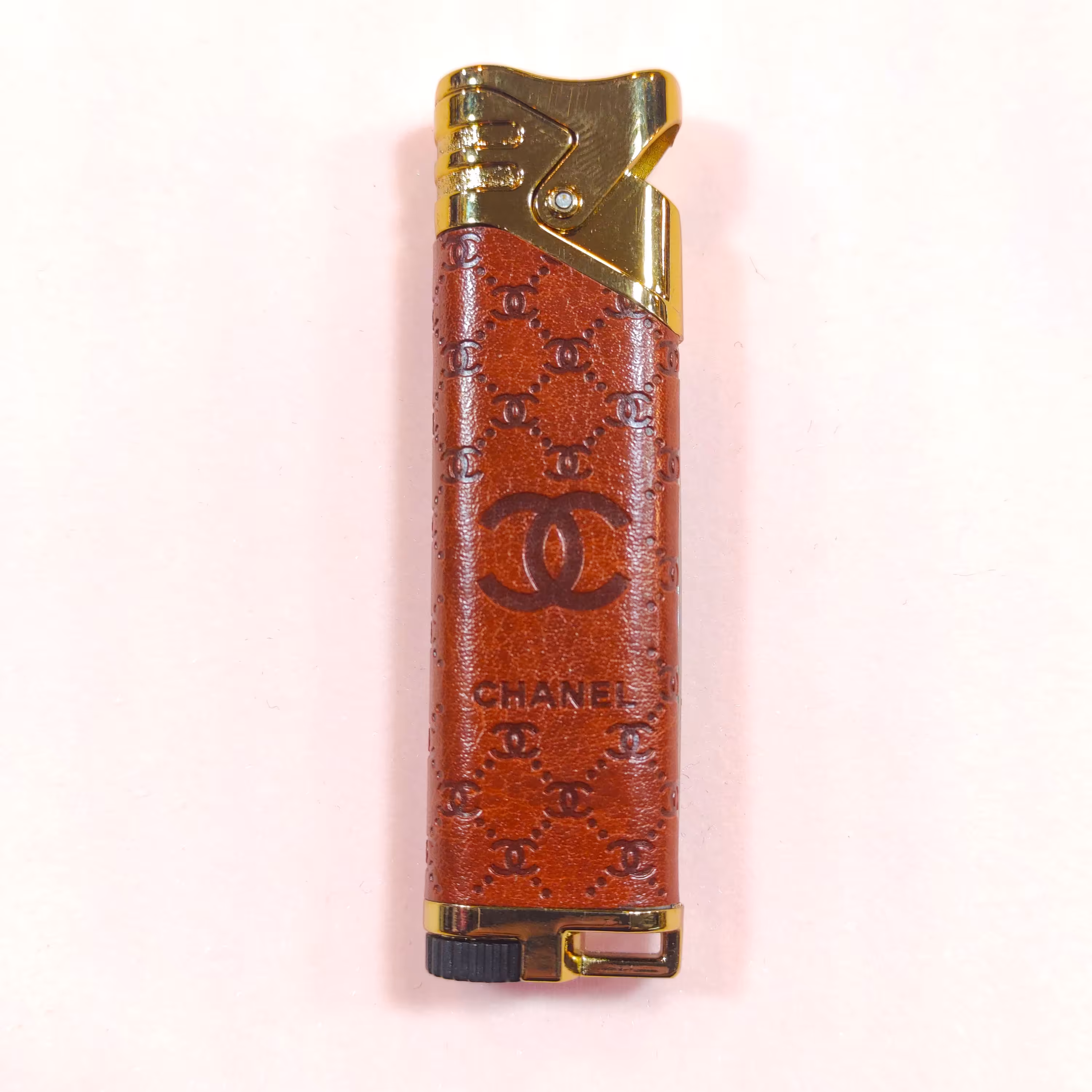 فندک چرمی کشیده