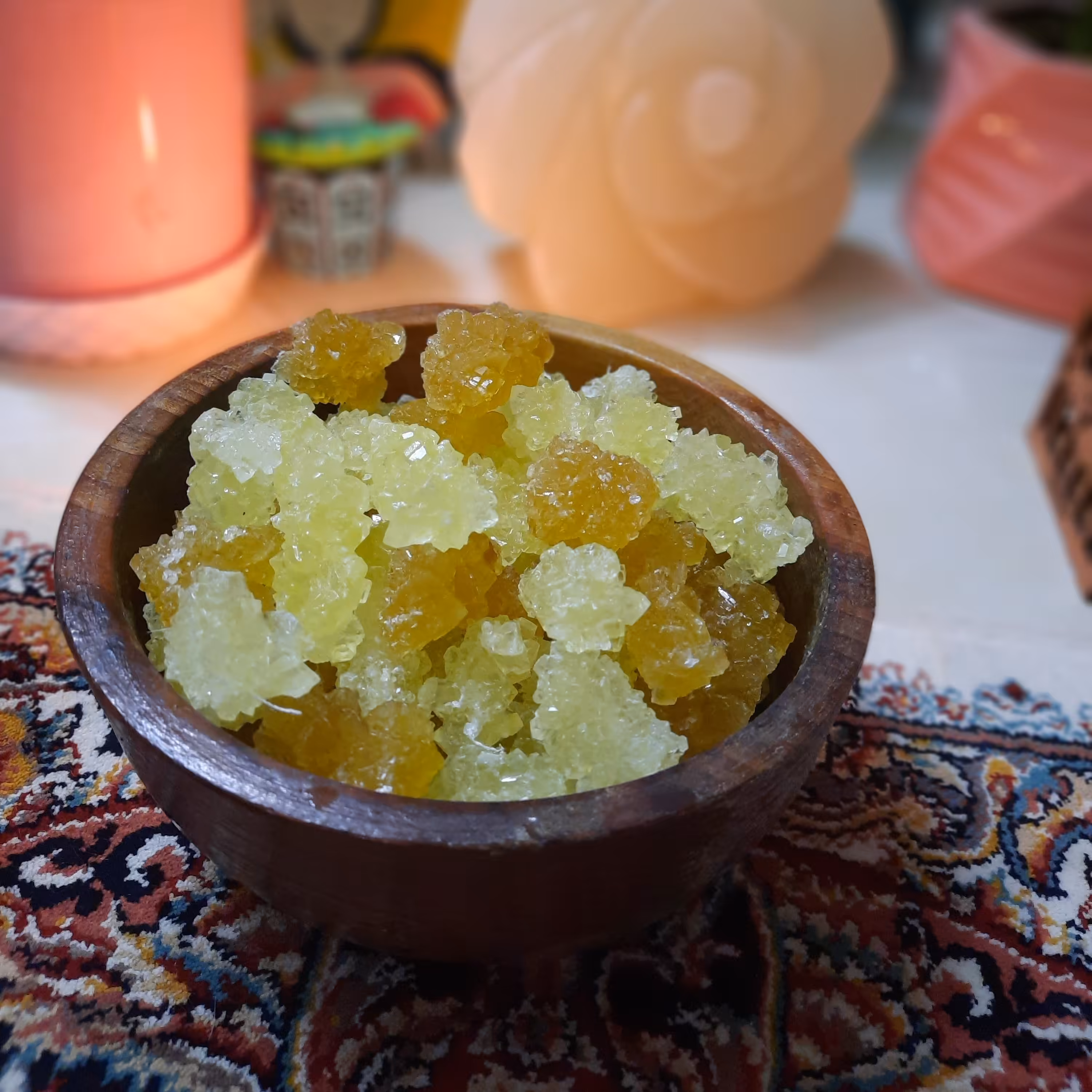 کاسه آجیل خوری وشکلات خوری به ارتفاع 8وقطر 18 ساخته شده از چوب گردو